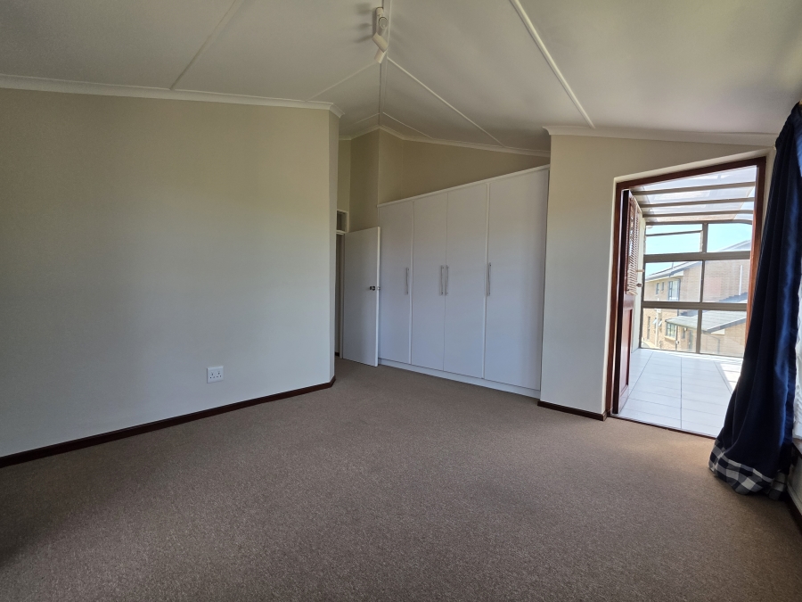 5 Bedroom Property for Sale in Bayview Western Cape